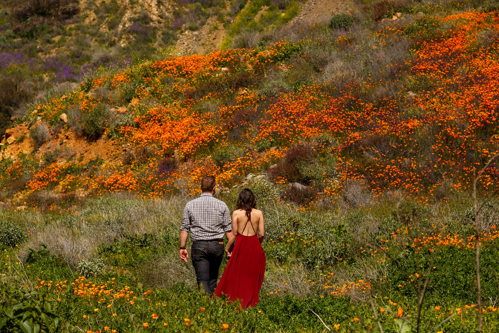 Couple walking the trails of Lake Elsinore