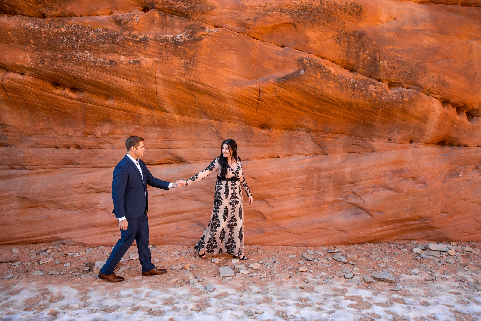 Wintertime engagement session in a Southern Utah slot canyon.