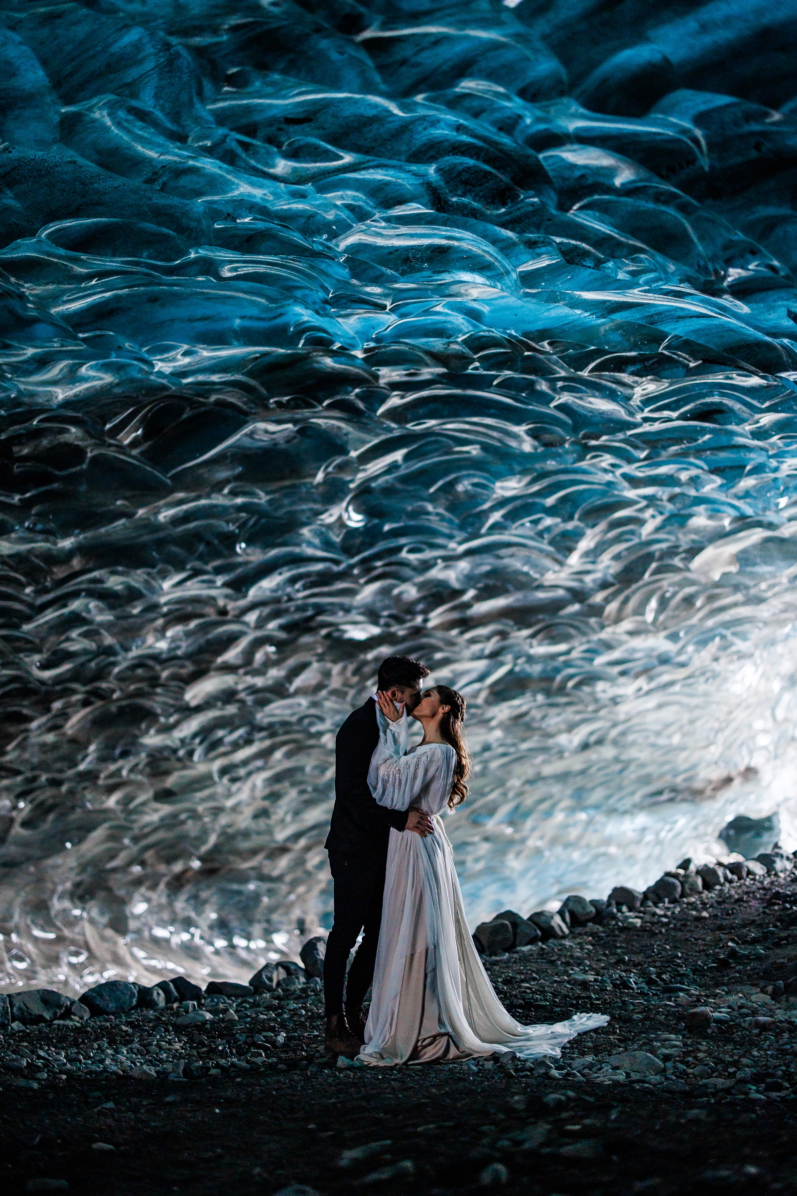This couple just got married in a wintery Iceland ice cave.