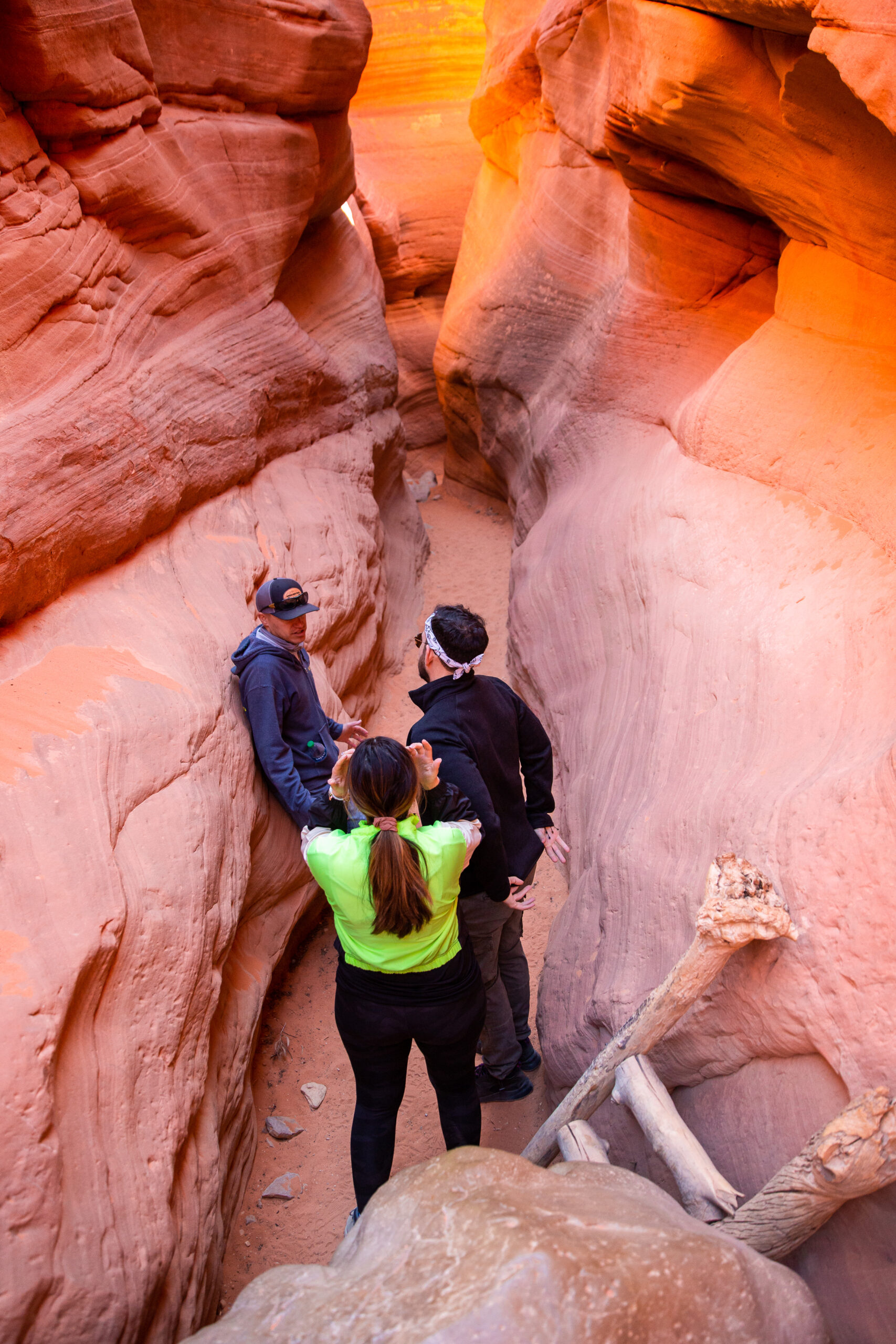 a tour guide talking to a couple about the canyons before the planned proposal 