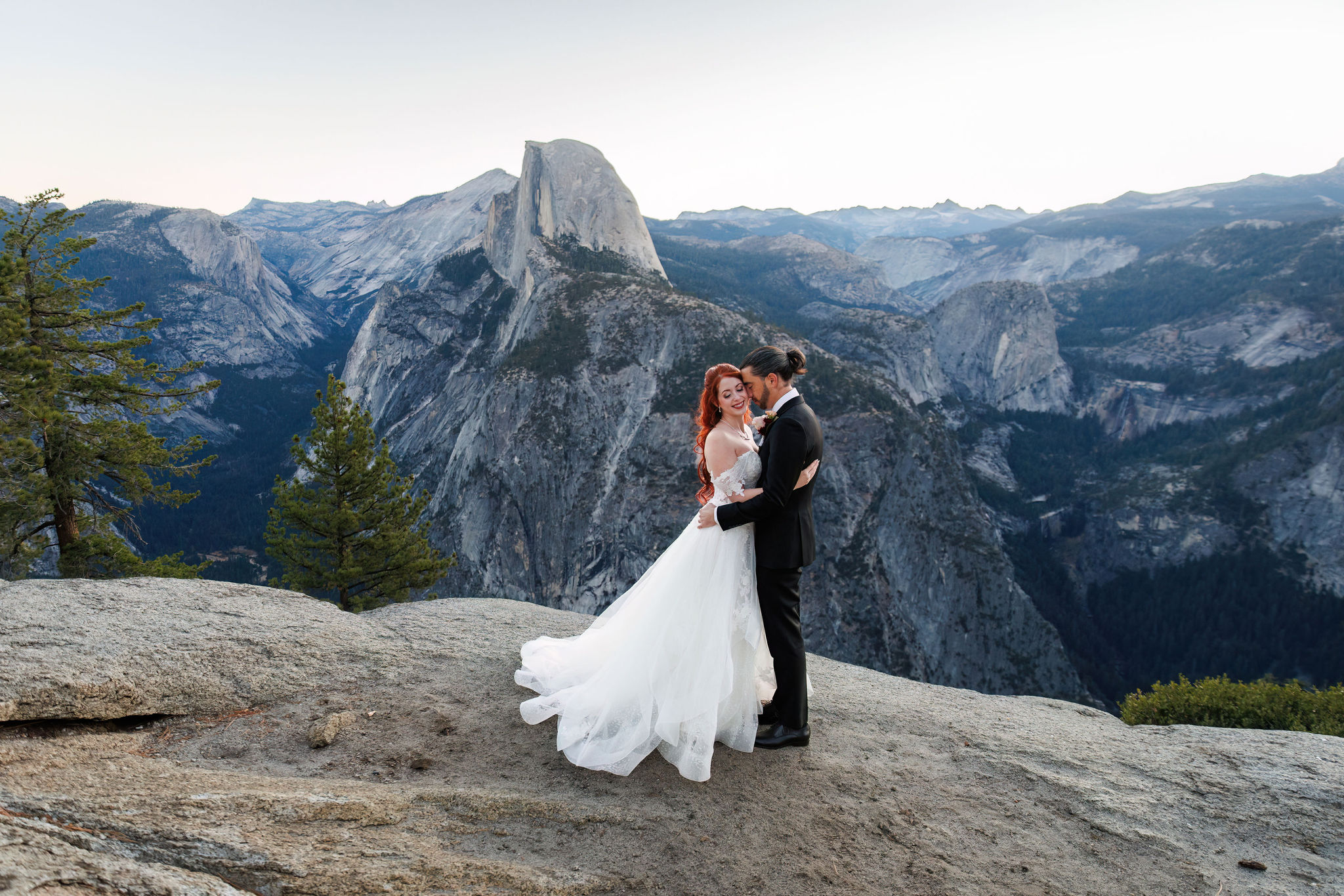 bridal portraits in Yosemite