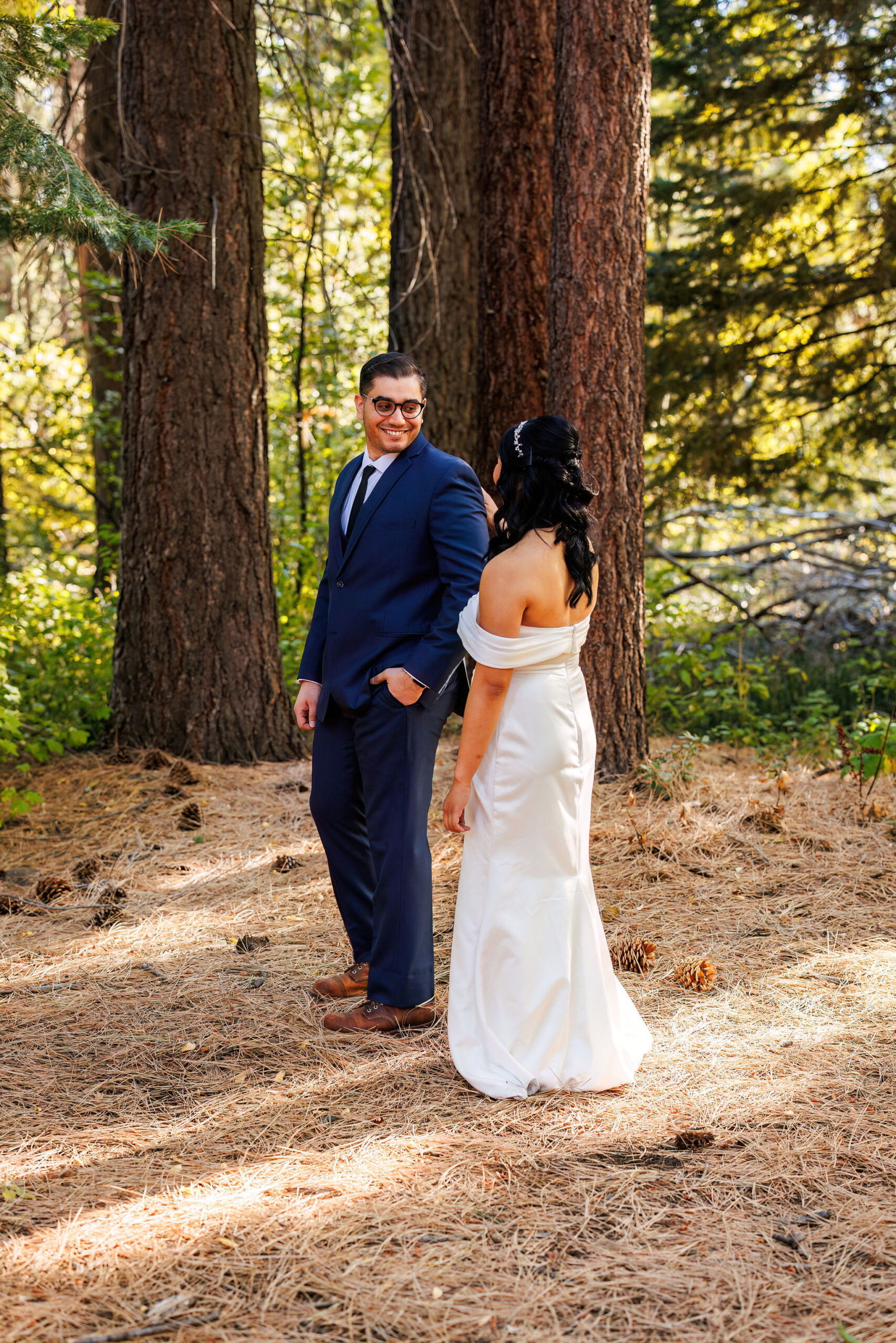 groom's reaction as he sees bride for the first time 