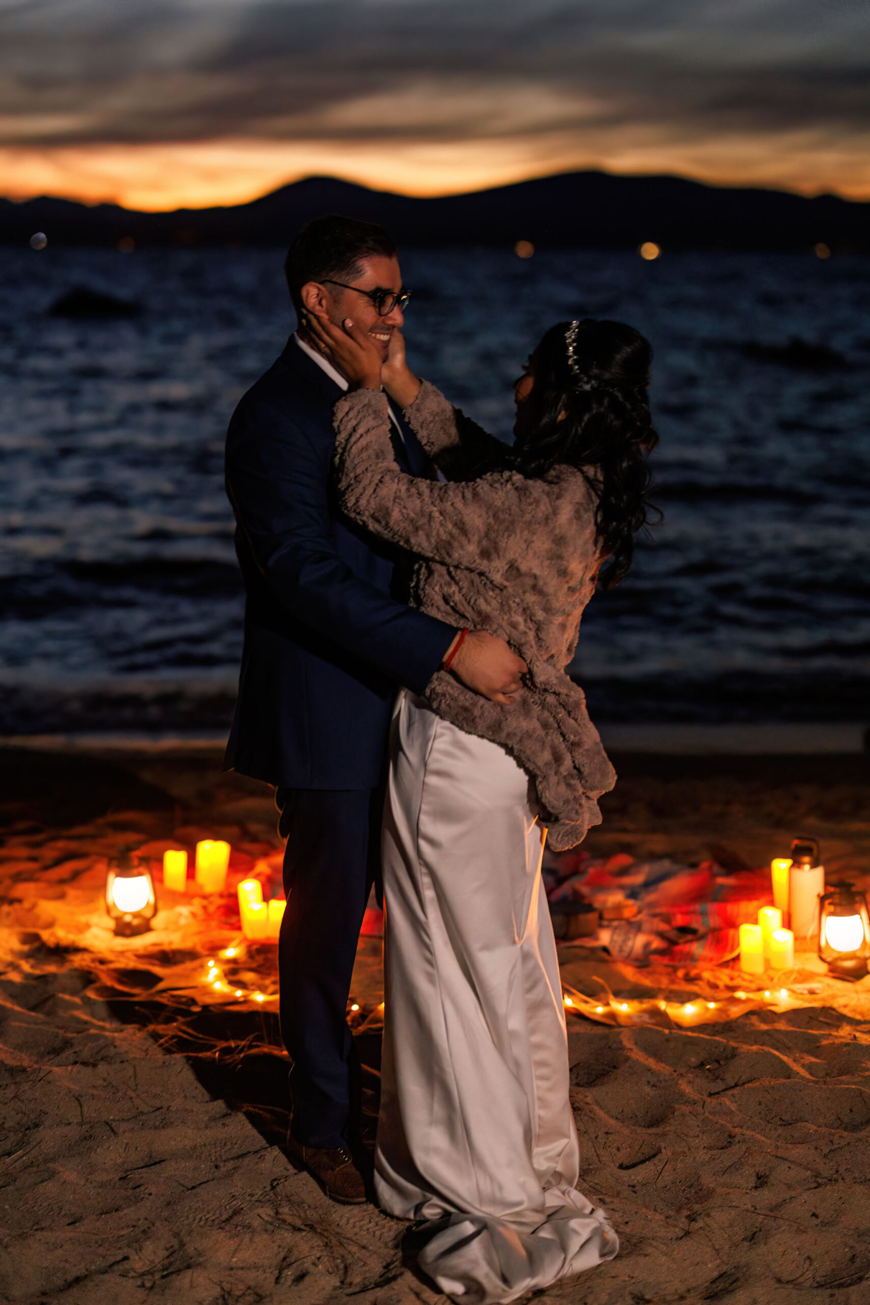 bride and groom's first dance under the stars 