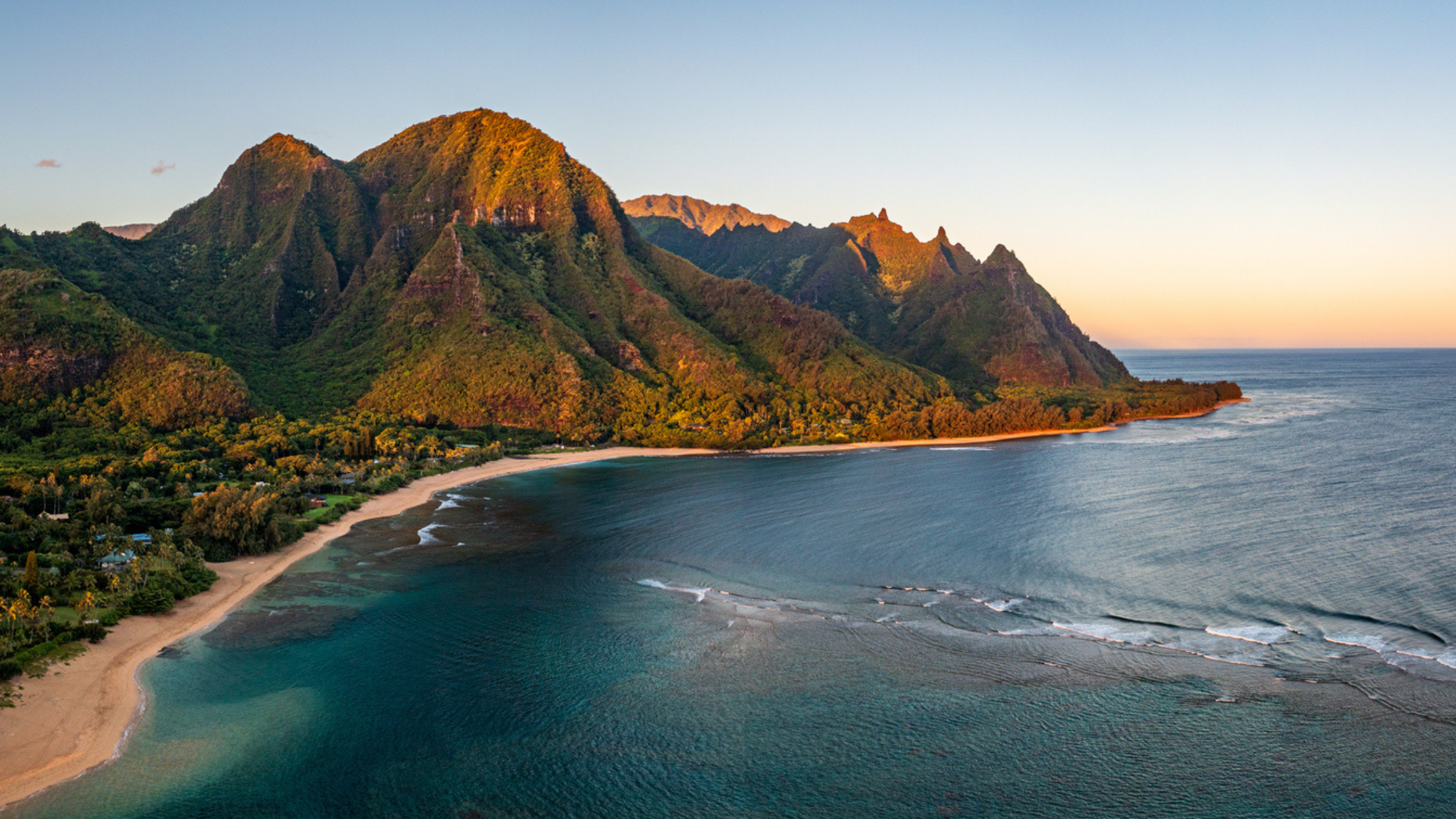 Tunnels Beach in Kauai 