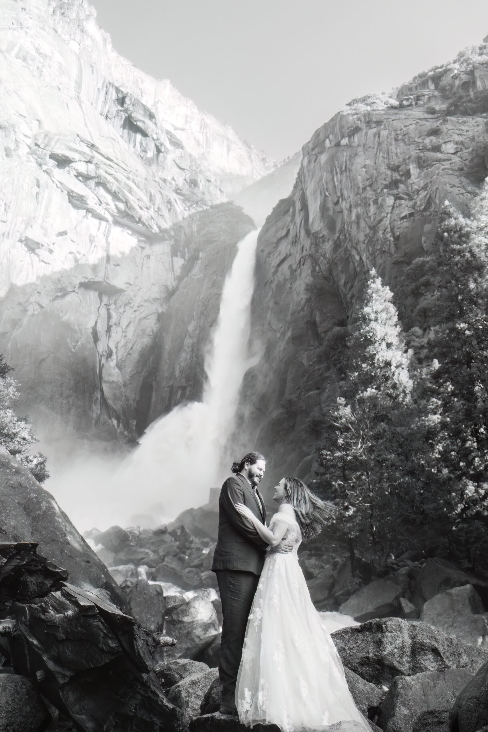 waterfall wedding photos in Yosemite