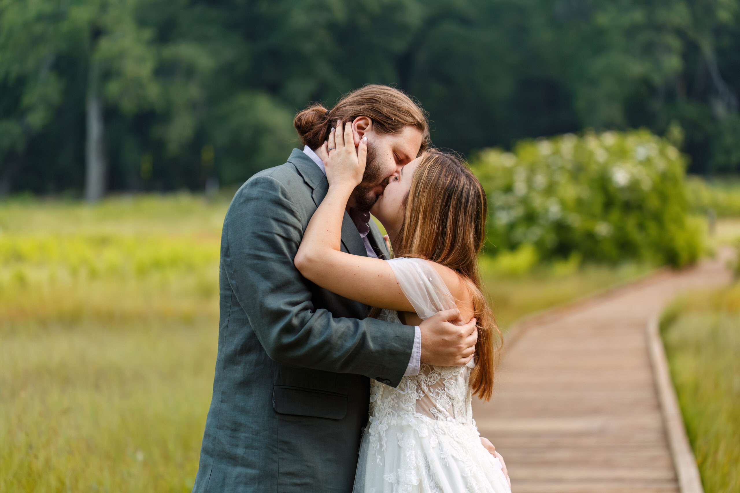 newly weds kissing during their Yosemite wedding photos