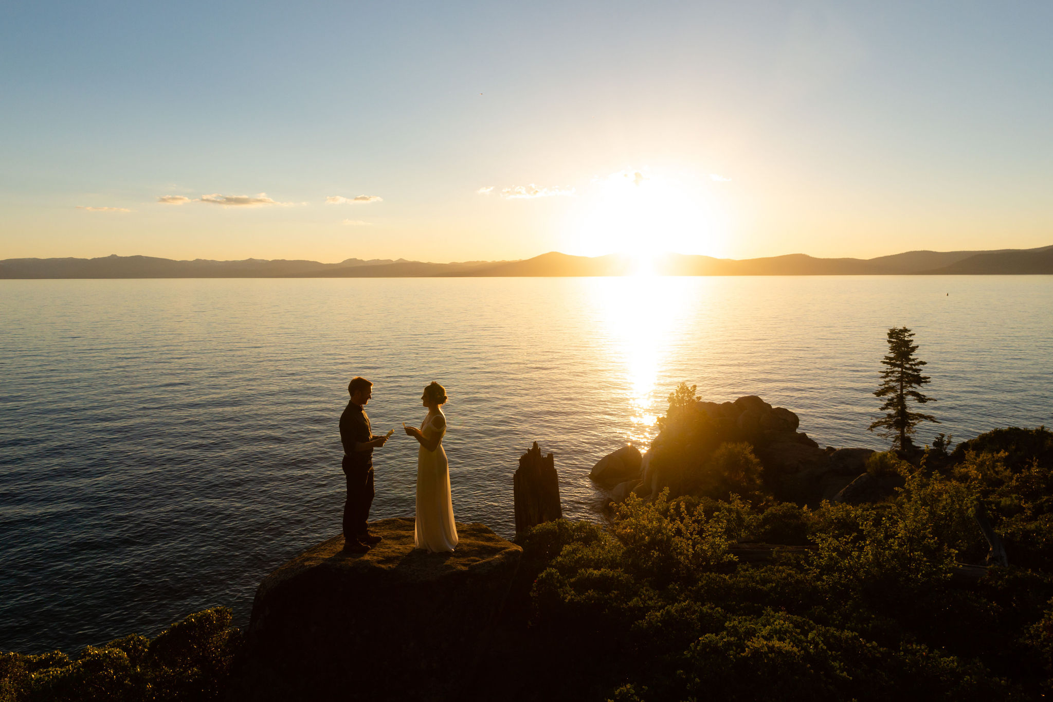 an elopement ceremony on the lake